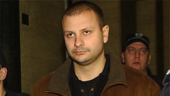 Разследват Марио Любенов - Заека и за документно престъпление
