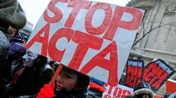И Словения ще замрази ратифицирането на АСТА