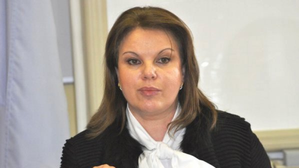 Онкоболни остават без лекарства заради оставката на Нели Нешева