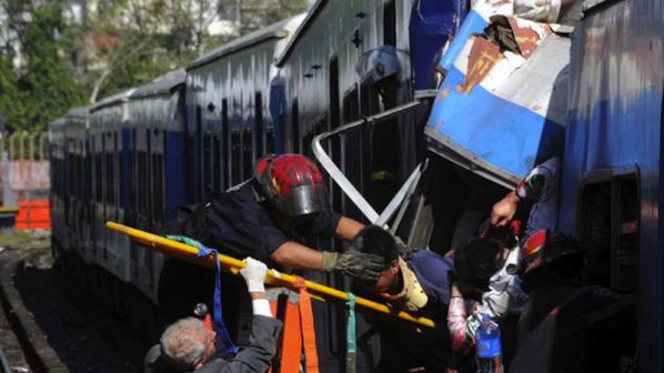 Трагедия в Аржентина - 49 убити и 600 ранени при жп катастрофа (видео)