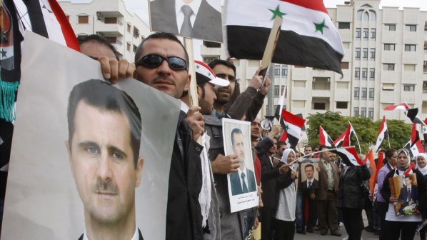 Сирийски министър подаде оставка и се присъедини към народните протести