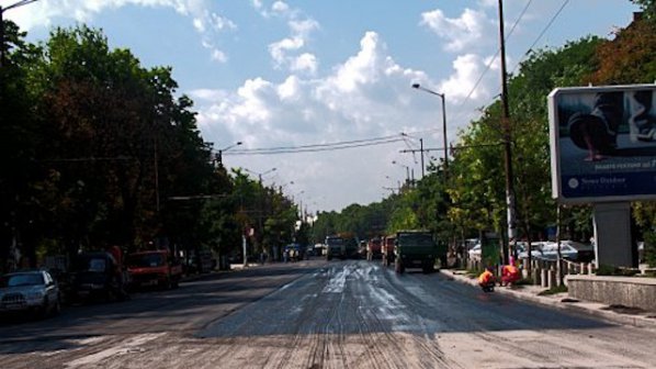4 млн. лв. за 2 км асфалт на бул. “Мария Луиза” в София