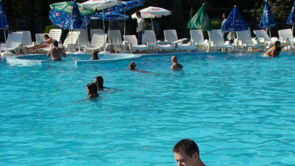 Масирани проверки по басейните в черноморските курортите