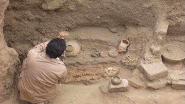 Откриха огромна гробница в Перу