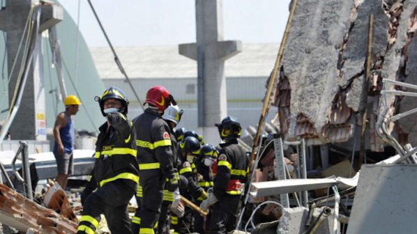 17 загинали и стотици ранени след второто земетресение в Италия (обновена)