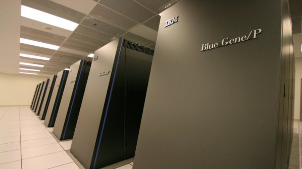 Суперкомпютър на IBM е най-бързият в света