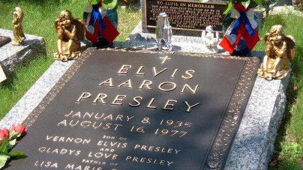 Не продадоха гроба на Елвис Пресли
