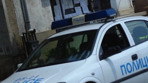 Ямболски полицаи разбиха банда крадци