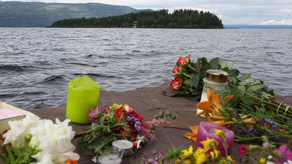 Една година от кървавата трагедия в Норвегия