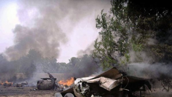 Пътнически самолет с 31 души на борда се разби в Судан