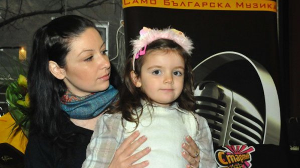Вихра даде дъщеря си на Ирина Сарачинова