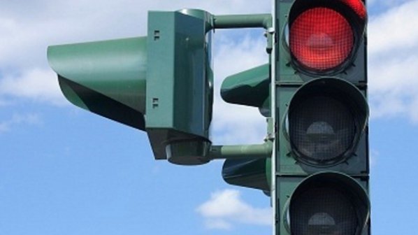 Сменят светофари в Благоевград
