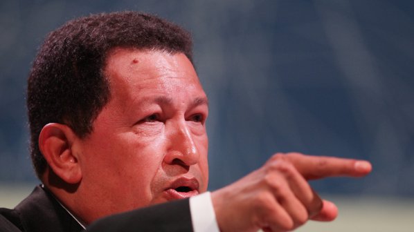 Уго Чавес заплаши Лондон заради Асандж