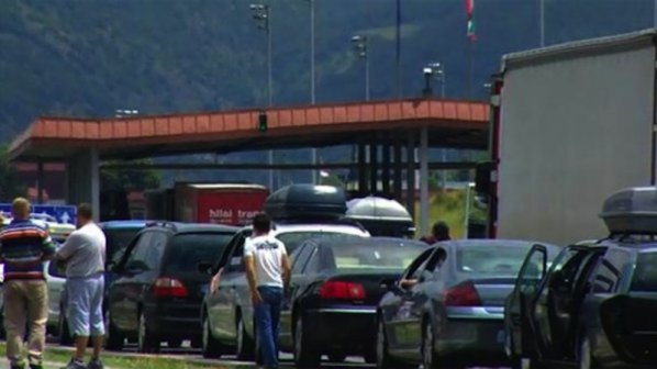 Колоездачи в Софийско, засилен трафик на Кулата и ограничения за камионите днес