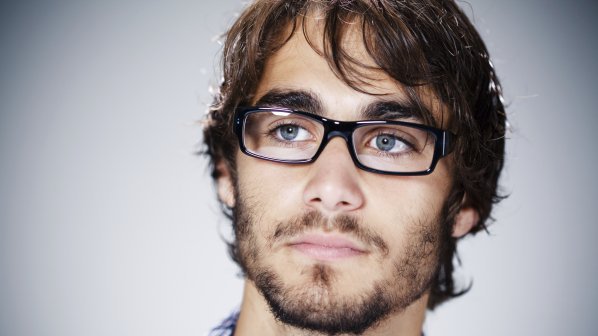 Очила лекуват далтонизма