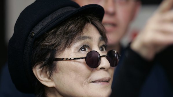 Йоко Оно ще връчи награда за мир на &quot;Пуси райът&quot;