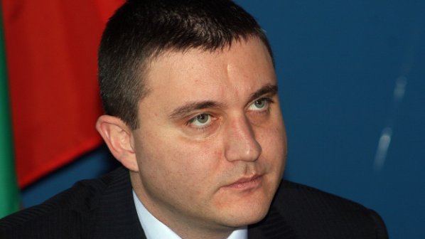 Горанов: Данъкът върху лихвите по депозитите ще стимулира икономиката
