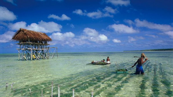 Република Кирибати се мести