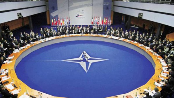 Започва срещата на министрите на отбраната от НАТО