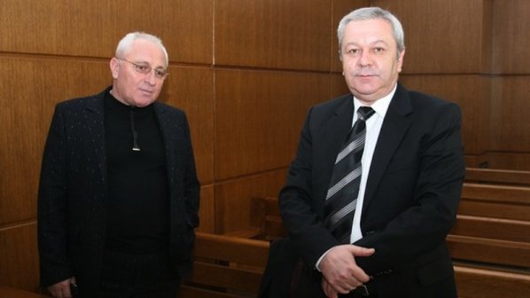 Гюнай Сефер и Митхат Табаков се отказаха от имунитета си