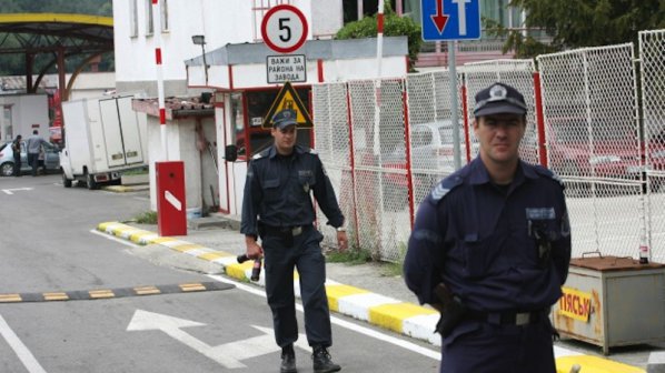 11 чужденци са задържани при опит да преминат българо-турската граница