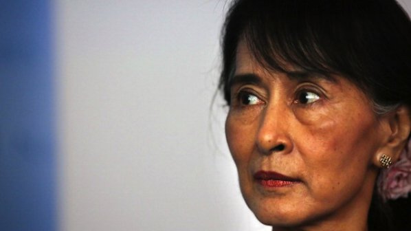 Аун Сан Су Чи помоли Индия за помощ