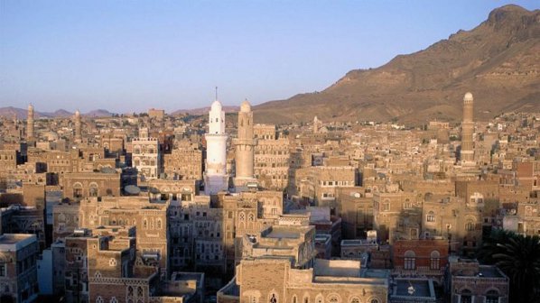 11 загинаха при самолетна катастрофа в Йемен