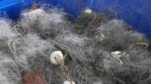 1300 м бракониерски мрежи са иззети при проверка на язовир