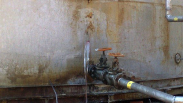 Солна киселина изтече от цистерна в Каспичан