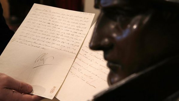 Уникално писмо на Наполеон отива на търг