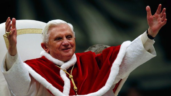 Папа Бенедикт XVI си има вече Twitter
