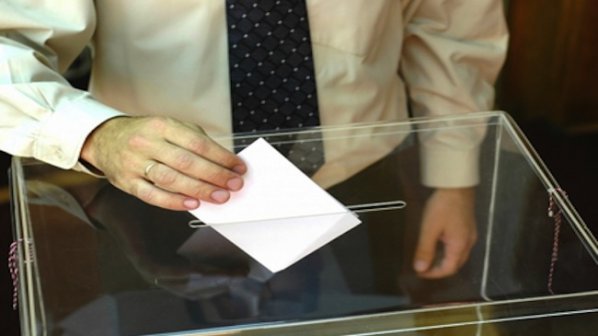 Разкриват 413 избирателни секции във Великотърновско за референдума