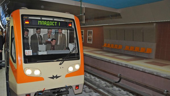 Борисов откри заводът за ремонт на подвижния състав на метрото