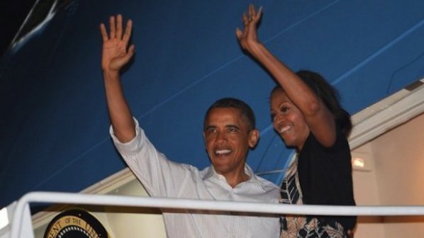 Барак Обама одобрява новата прическа на съпругата си