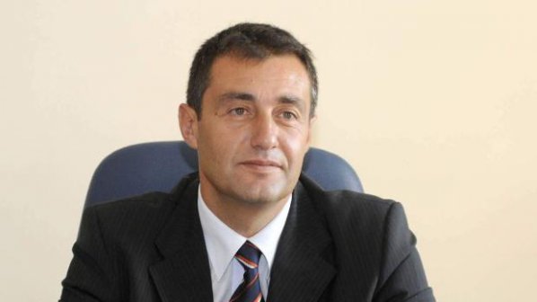 Нейков одобри 203 проекта на спортни клубове