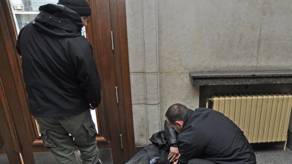 Очевидци откарали охранителя на Баретата в Пирогов