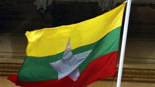 Властите в Мианмар свалиха забраната за масови събирания
