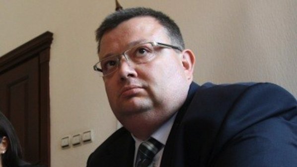 Цацаров потвърди: Прокуратурата е изпратила съдебна поръчка до Ливан (обновена)