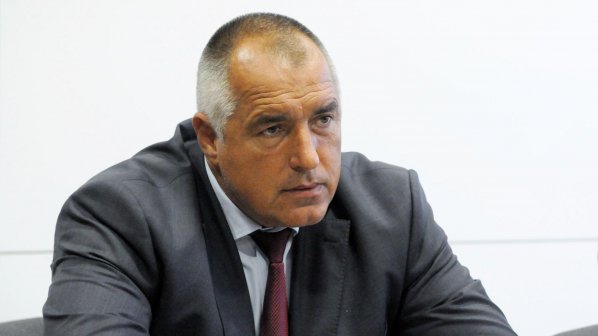 Бойко Борисов уволнил посред нощ по телефона Симеон Дянков