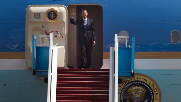 Барак Обама пристигна в Палестина