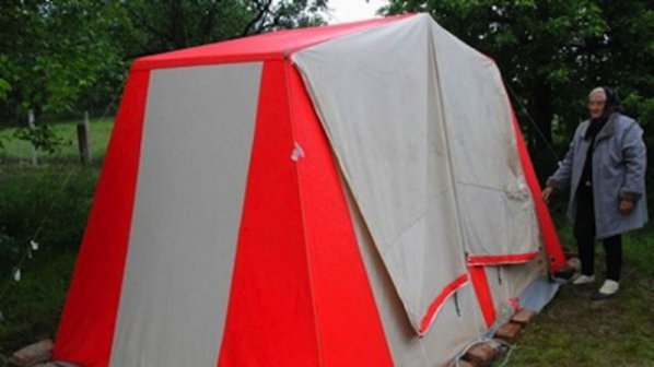 Пет села се изнасят на палатки