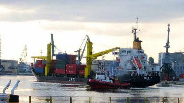 Пристанищата ни отчитат нисък оборот на стоки и товари