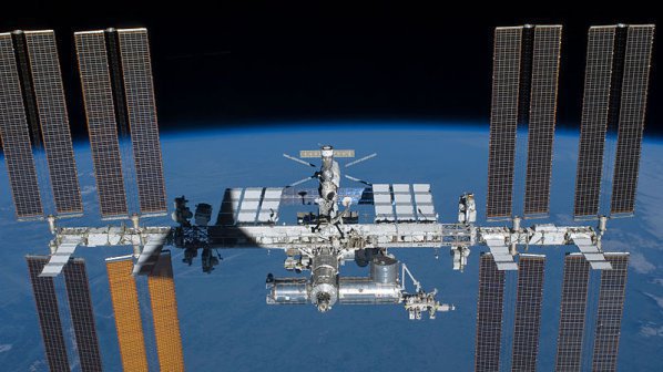 Шест часа до Международната космическа станция