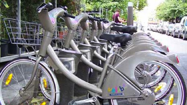 Плешив рецидивист краде скъпи велосипеди в центъра на София