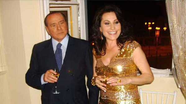 Дарина брани Силвио Берлускони от съда