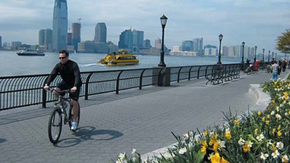 Ню Йорк се качва на велосипеди
