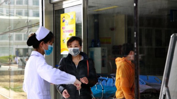 Още един човек е починал от птичи грип в Шанхай