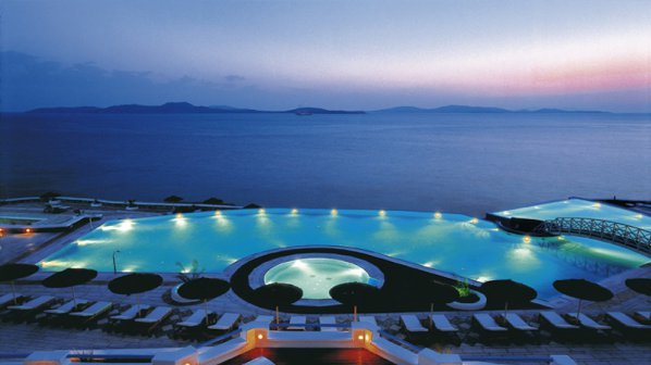 Хотел 5 звезди в Гърция пусна оферта за 195 лв. за 24 май