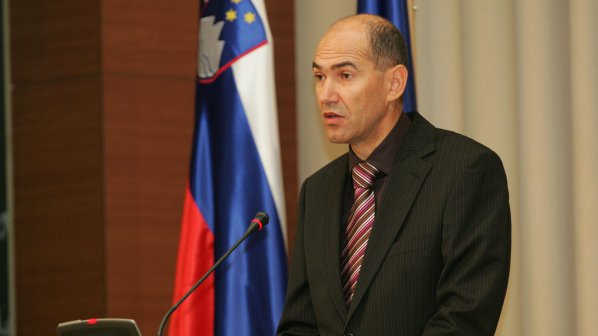 Осъдиха бивш словенски премиер за корупция