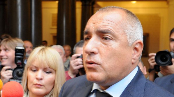 Борисов готов да се върне в парламента, ако Станишев се извини